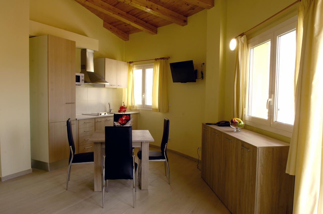 Apartamentos Giuliano Empuriabrava Luaran gambar