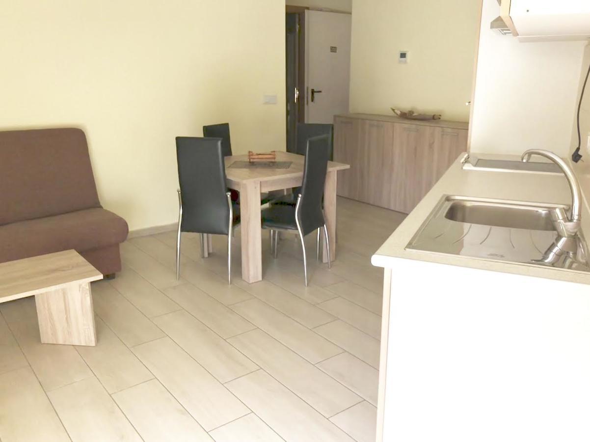 Apartamentos Giuliano Empuriabrava Luaran gambar